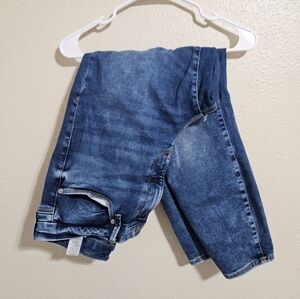 Good American Always Fits Good Leg Staright Leg Jeans